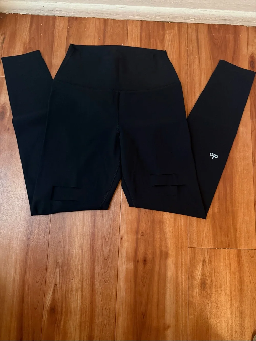 ALO Ripped Warrior Leggings